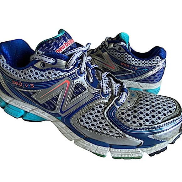 New Balance Shoes - 𝅺New Balance• 860 V3• Running Athletic Shoe• 7.5